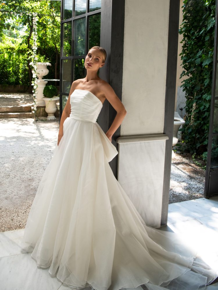 Hera Couture Francois Preowned Wedding Dress Save 50% - Stillwhite